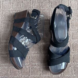 Teva Mahonia Wedge Cross Strap Sandal Women's 8 Black Platform Strappy Buckle